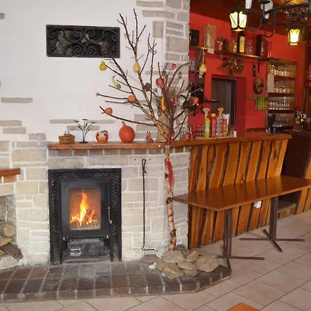 Horsky Arnica ホテル Loučná pod Klínovcem