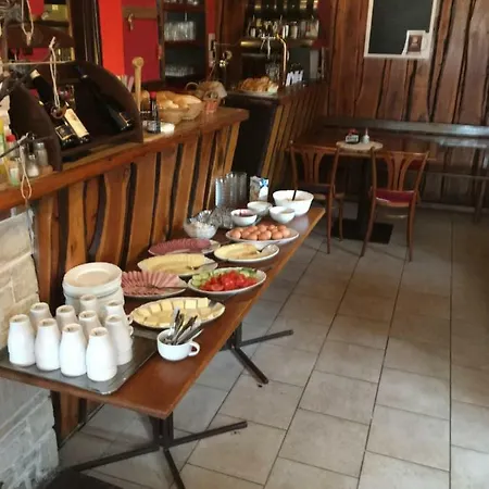 Horsky Arnica ホテル *